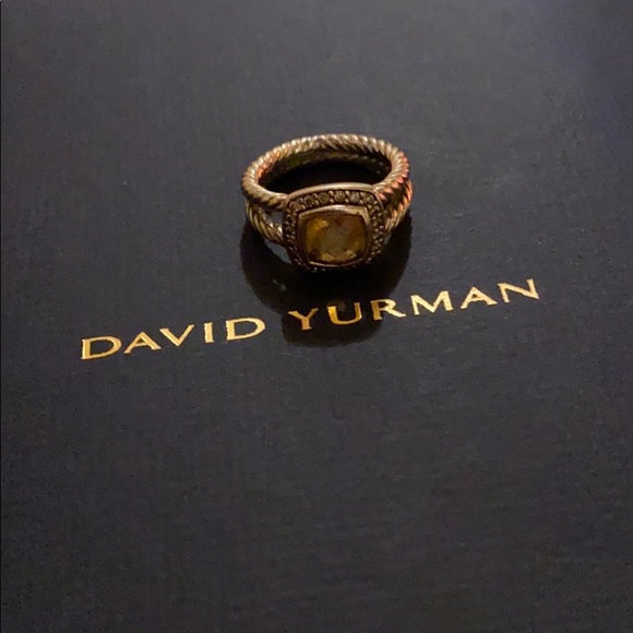 Petite Albion Ring with Citrine and Diamonds - Picture 5 of 6